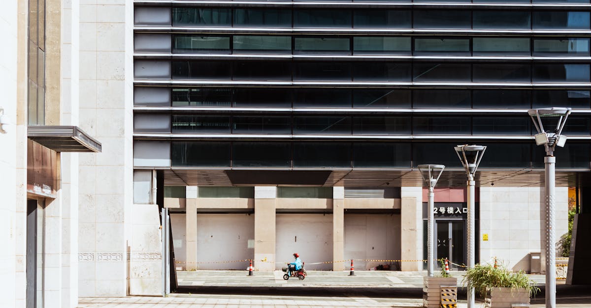 découvrez nos conseils pratiques pour nettoyer efficacement un carburateur, améliorer les performances de votre moteur et prolonger la durée de vie de votre véhicule.