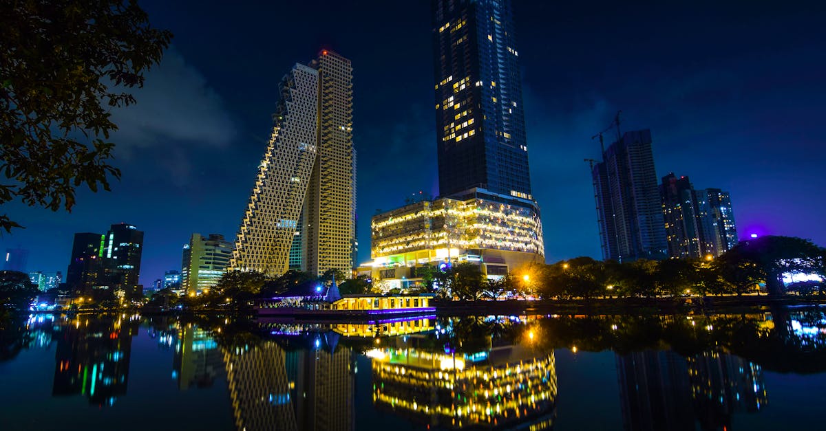 découvrez tout ce qu’il faut savoir sur les tondeuses à gazon : conseils d’achat, astuces d’entretien et comparatifs pour choisir la meilleure tondeuse adaptée à vos besoins et à votre jardin.