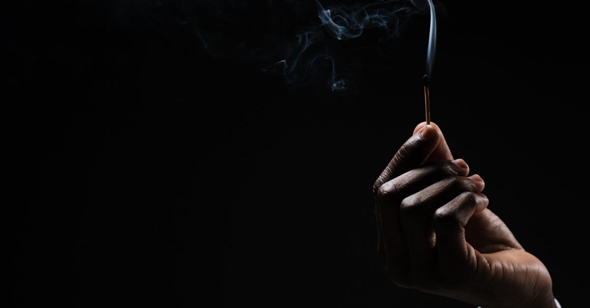 découvrez les causes possibles pour lesquelles votre tondeuse ne démarre pas et suivez nos conseils pratiques pour diagnostiquer et résoudre rapidement le problème.